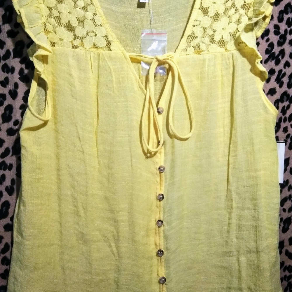 "E&M",Blouse, Size Large